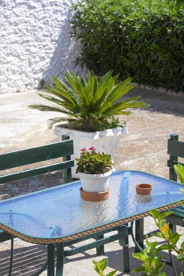 Villa Anesis Spetses Town Bagian luar foto